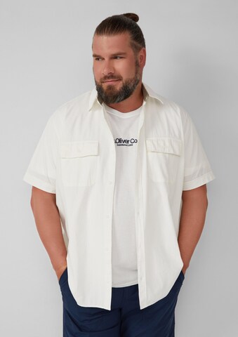 Coupe regular Chemise s.Oliver en blanc : devant