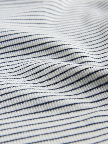 The Set Top in Schwarz