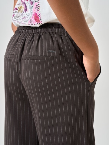Pantalon Deeluxe en marron