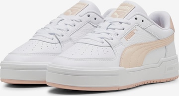 Baskets basses 'CA Pro Classic' PUMA en blanc