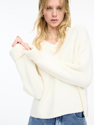 Pullover di Pull&Bear in beige