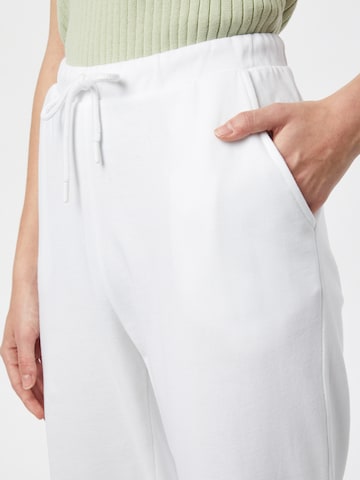 NU-IN - Tapered Pantalón en blanco