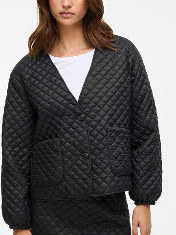 Veste mi-saison 'VIBENJI' VILA en noir