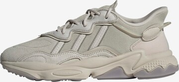 Baskets basses 'Ozweego' ADIDAS ORIGINALS en beige : devant