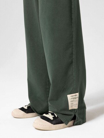 VAMOS CLO Loose fit Trousers in Green
