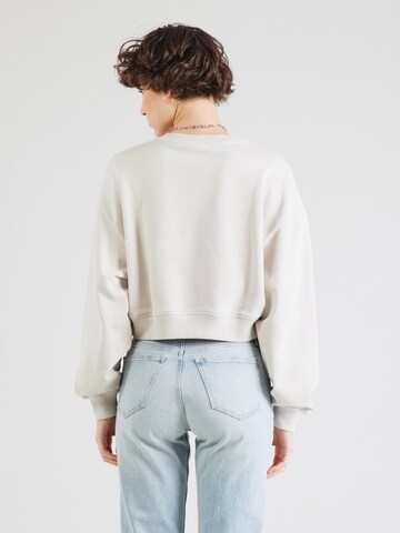 Sweat-shirt Calvin Klein Jeans en gris
