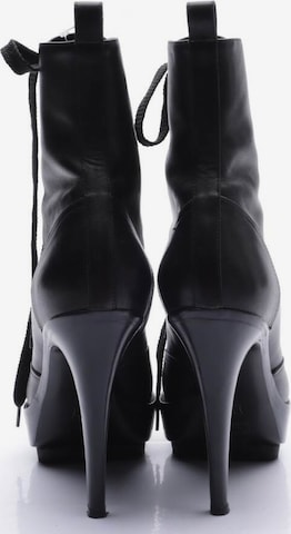 Gianvito Rossi Stiefeletten 38 in Schwarz