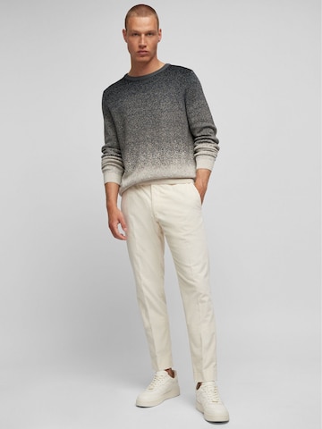 HECHTER PARIS Sweater in Grey