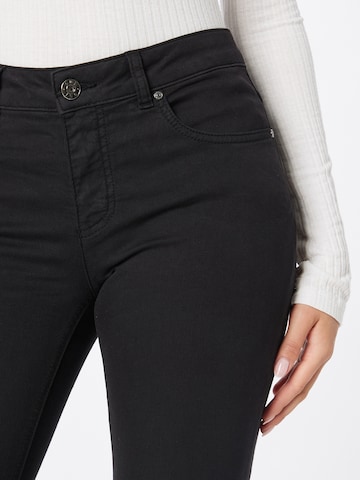 OUI Slimfit Jeans 'BAXTOR' in Zwart