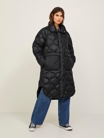 JJXX Between-Seasons Coat in Black