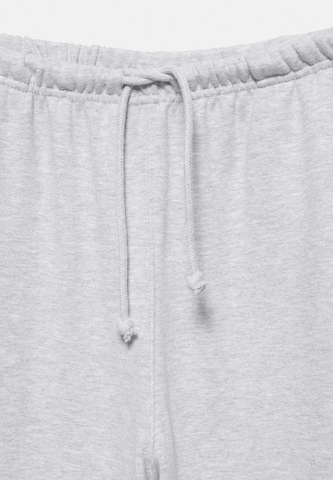 Pull&Bear Wide leg Trousers in Grey