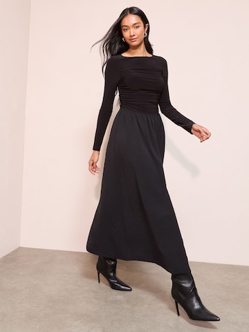 Friends Like These Klänning i svart