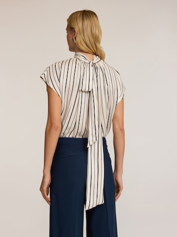 Chemisier MOTIVI en blanc