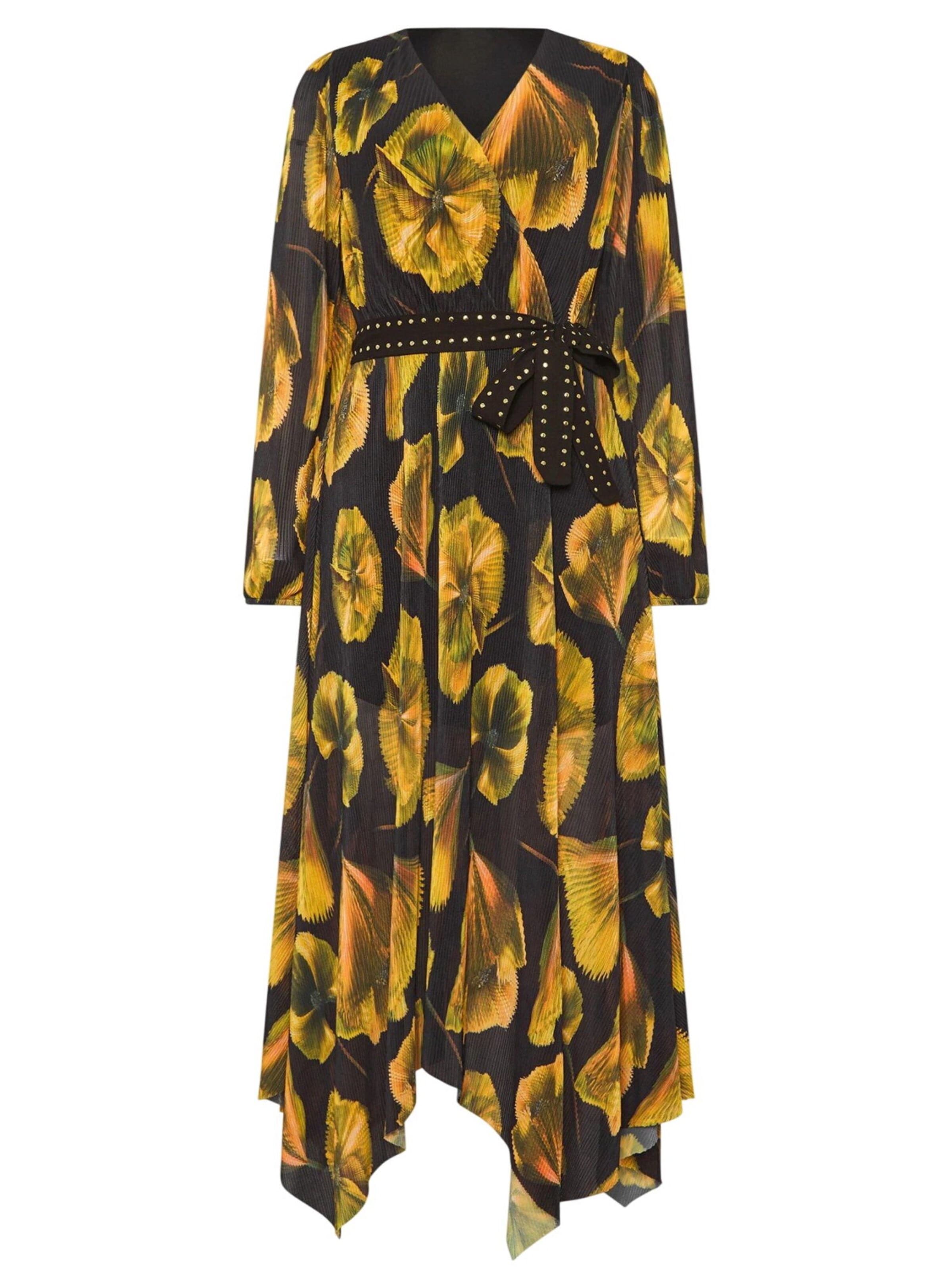 Shape Of You Dress in Black: front