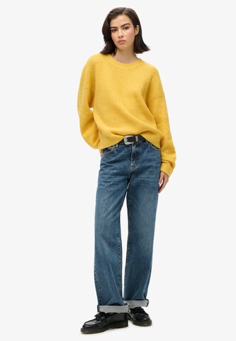Pull-over Superdry en jaune