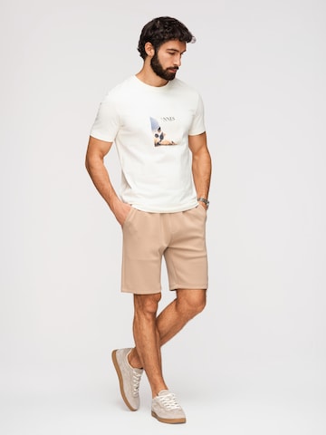 Ombre Regular Trousers in Beige