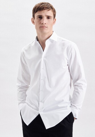 Coupe regular Chemise business SEIDENSTICKER en blanc : devant