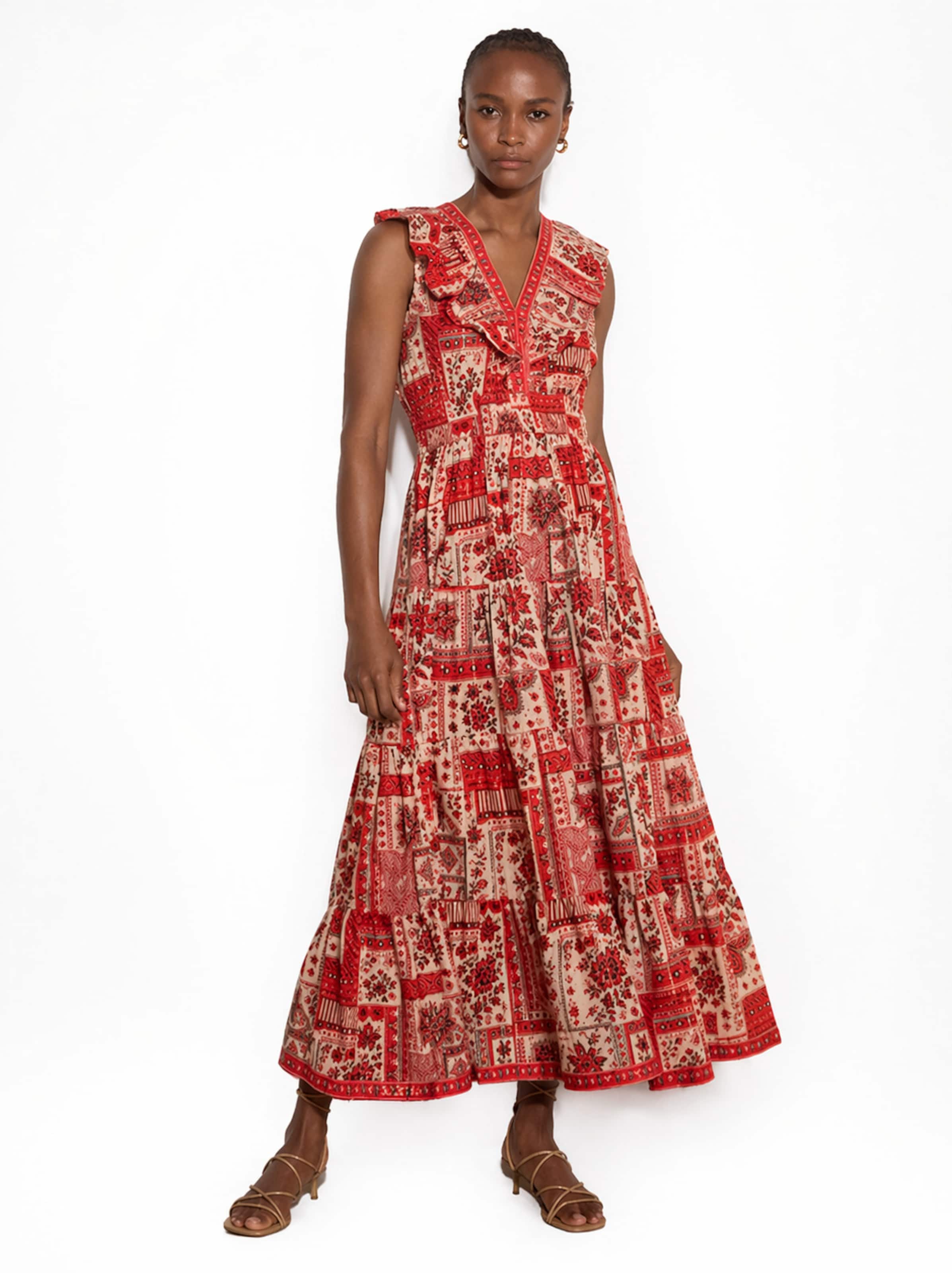 Apricot Shimmer Scarf Print Cotton Midaxi Dress ' ' in Rot: Vorderseite