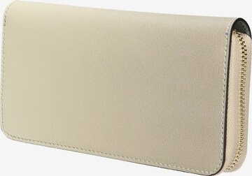 Gave Lux Wallet in Beige: front