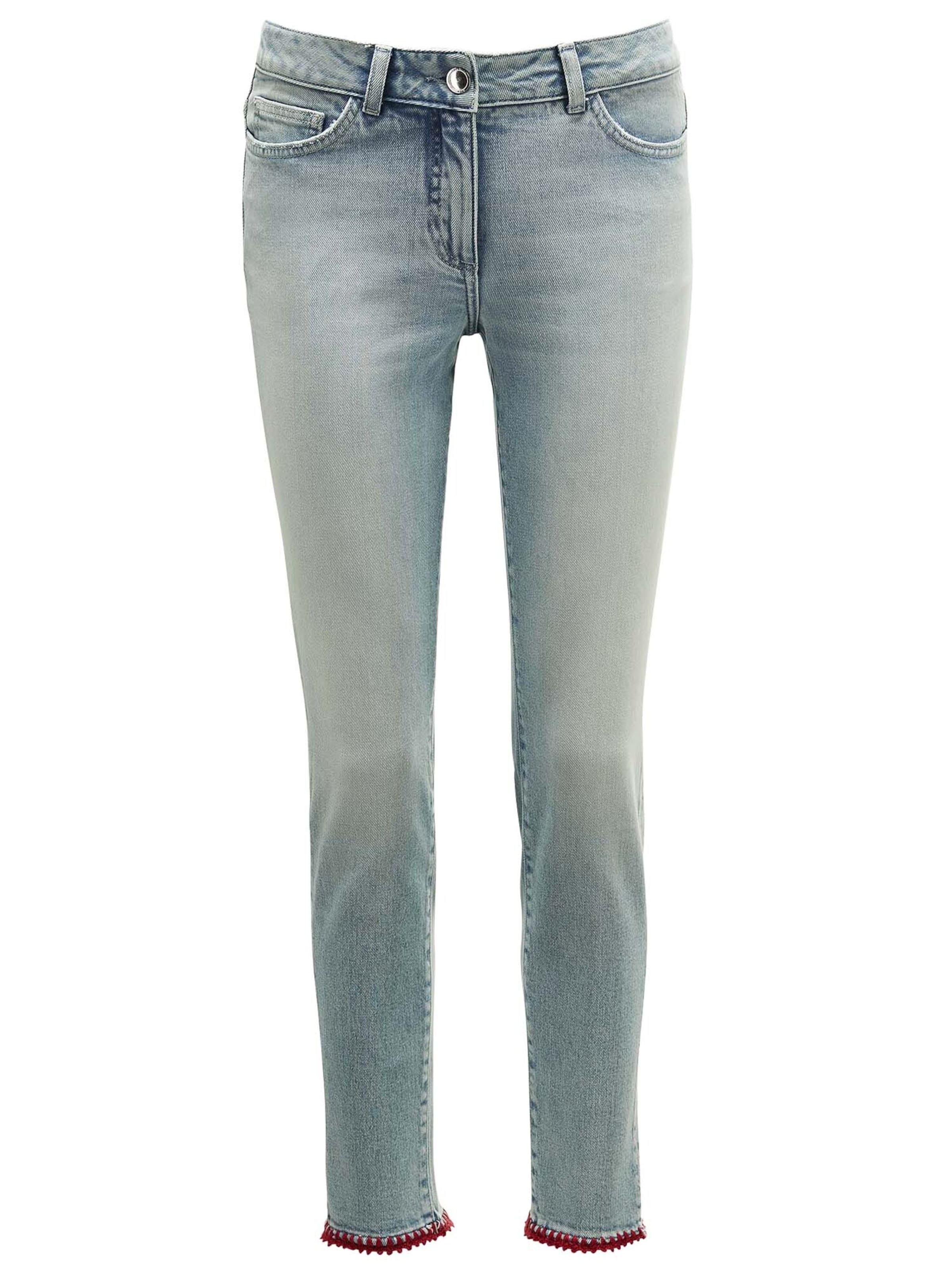 MADELEINE Slimfit Jeans in Blauw: voorkant