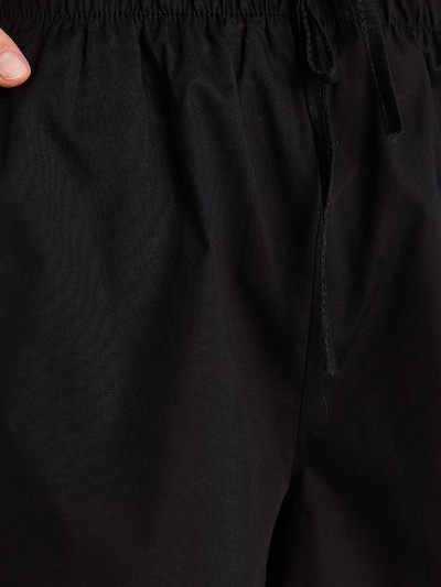 Bianco Lucci Pantalons de tailleur en noir, Vue avec produit