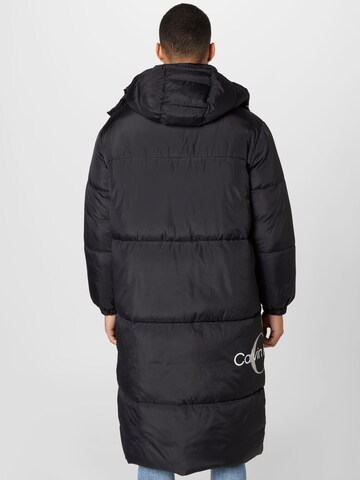 Calvin Klein Jeans Zimní kabát – černá