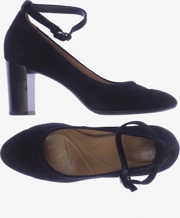 CLARKS Pumps 39,5 in Schwarz: predná strana