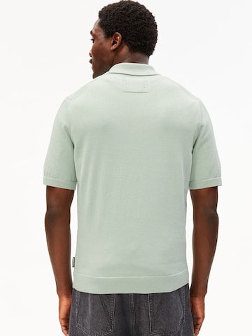 T-Shirt ARMEDANGELS en bleu : devant