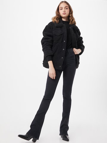 UGG Between-Season Jacket 'Frankie Sherpa' in Black