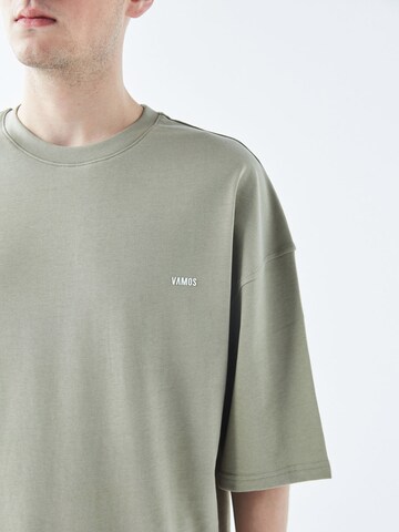 VAMOS CLO Bluser & t-shirts 'Hurst' i grøn