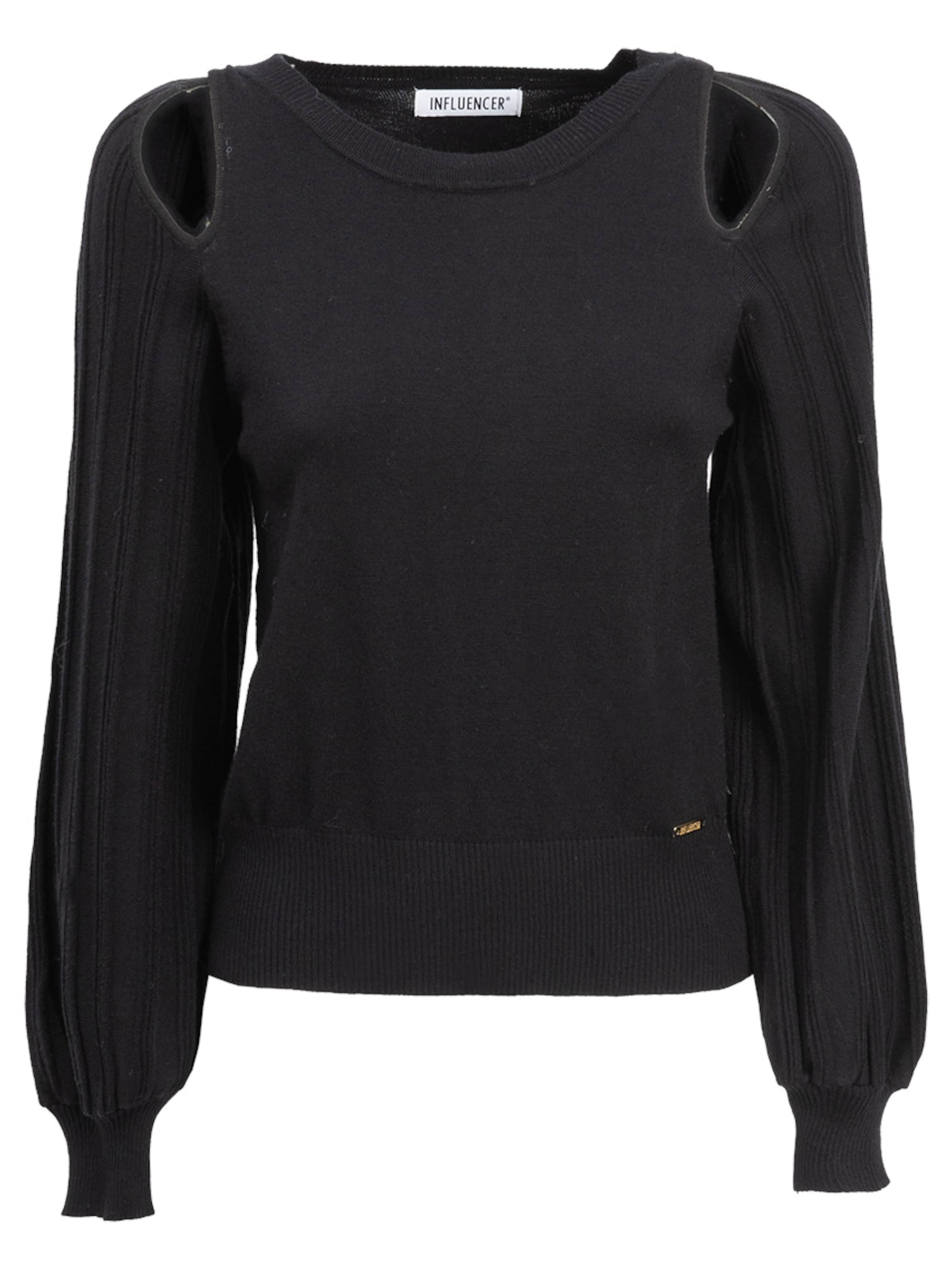 Influencer Sweater in Black: front