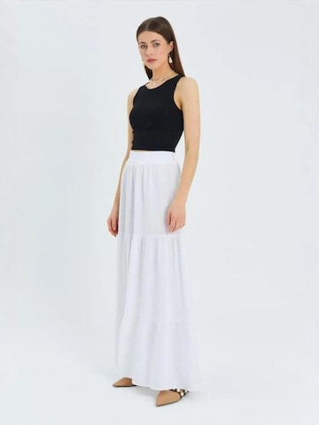 MixRay Skirt in White
