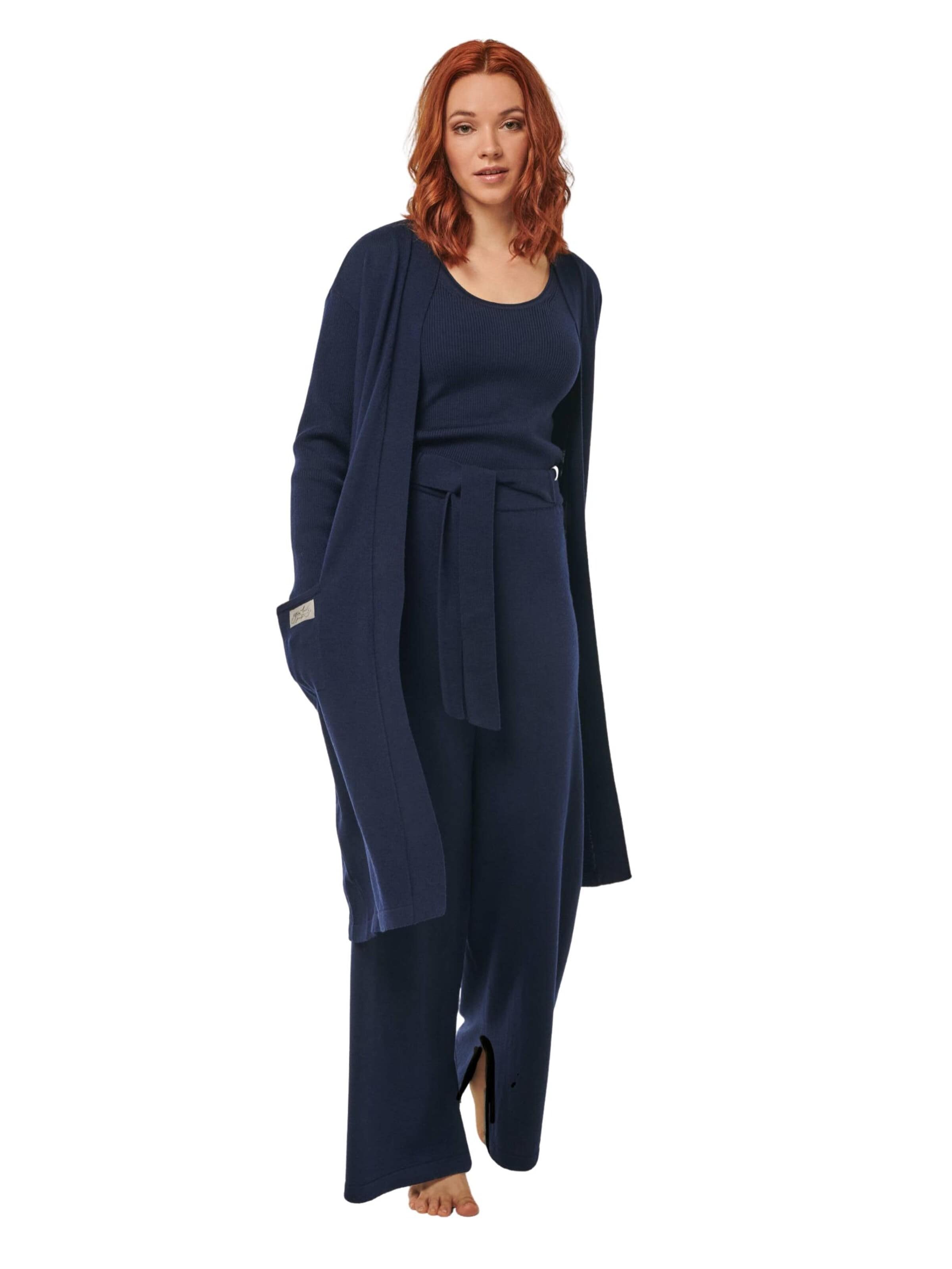 Abito da casa 'LOUNGEWEAR SET  - Cardigan Blossom & Top Blossom & Pants Bailey' di YOU LOOK PERFECT in blu: frontale