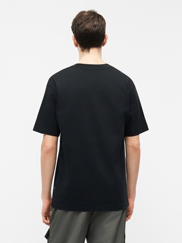 new balance Футболка 'Classic' в Черный