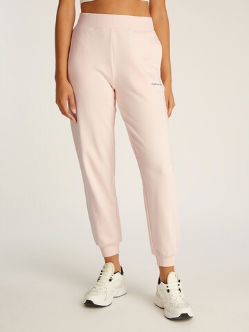 Calvin Klein Jeans Tapered Nadrág - rózsaszín: elől