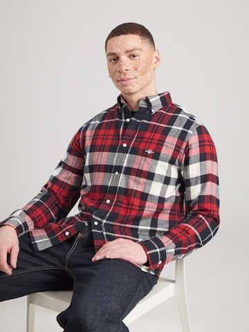 GANT Comfort fit Button Up Shirt in Red: front