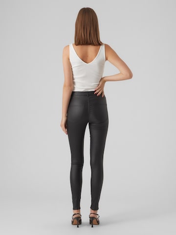 VERO MODA Skinny Pants 'Sophia' in Black