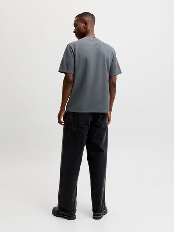 T-Shirt 'JJEAustin' JACK & JONES en gris