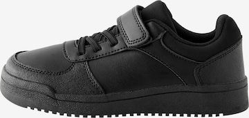 juoda Next Sportbačiai: priekis