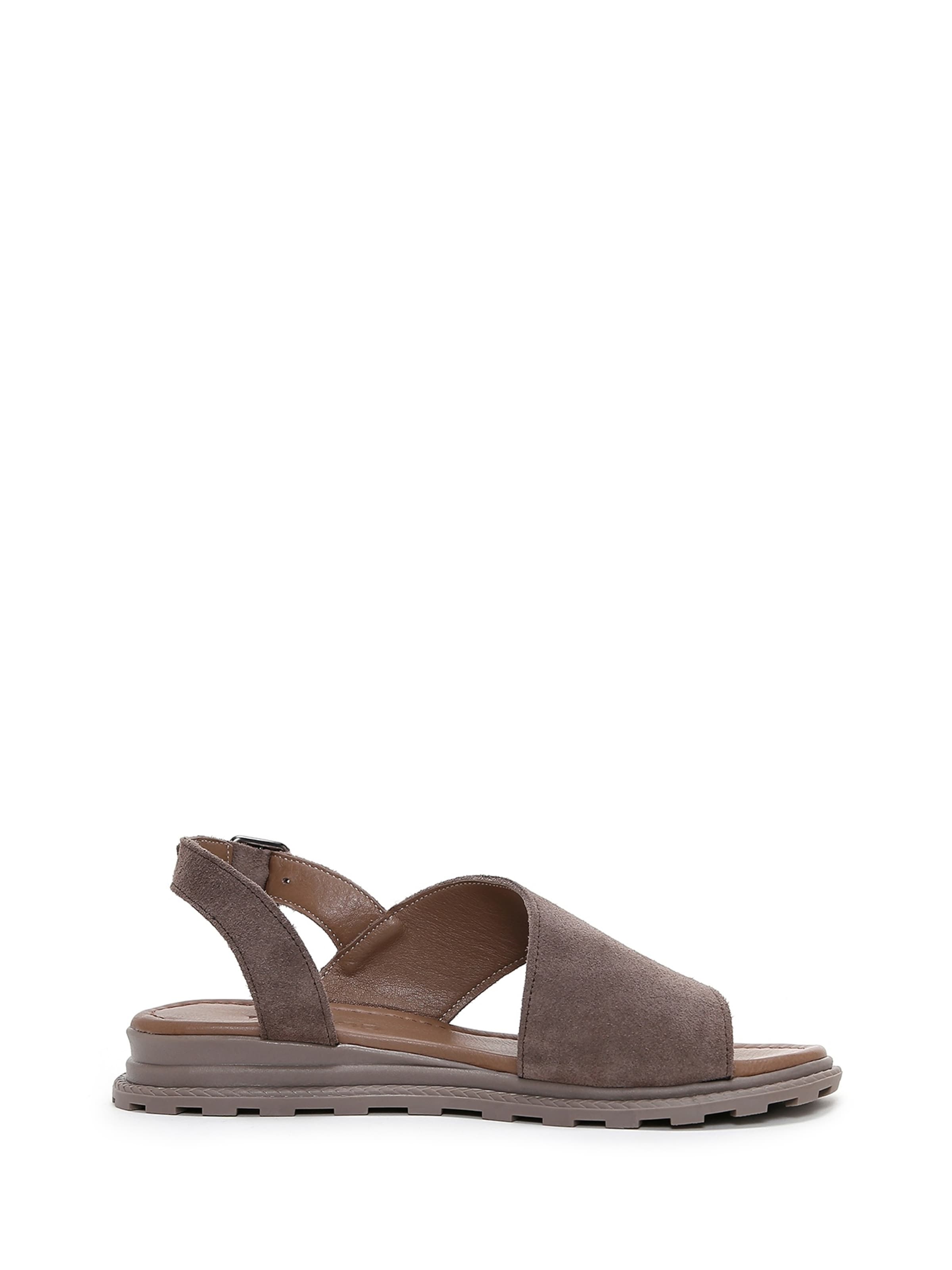 Derimod Sandale in Braun