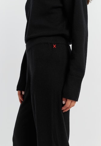 Chinti & Parker Regular Urheiluhousut värissä musta