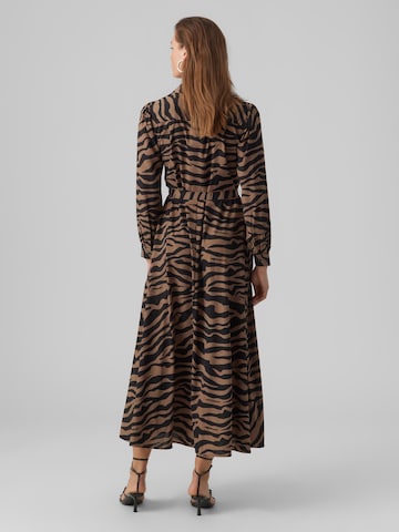 VERO MODA Shirt Dress 'SHILAH NAJA' in Brown