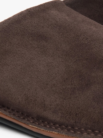 Estro Mule '48-100' in Brown