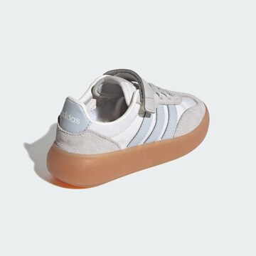 Baskets basses 'Barreda Decode' ADIDAS SPORTSWEAR en blanc