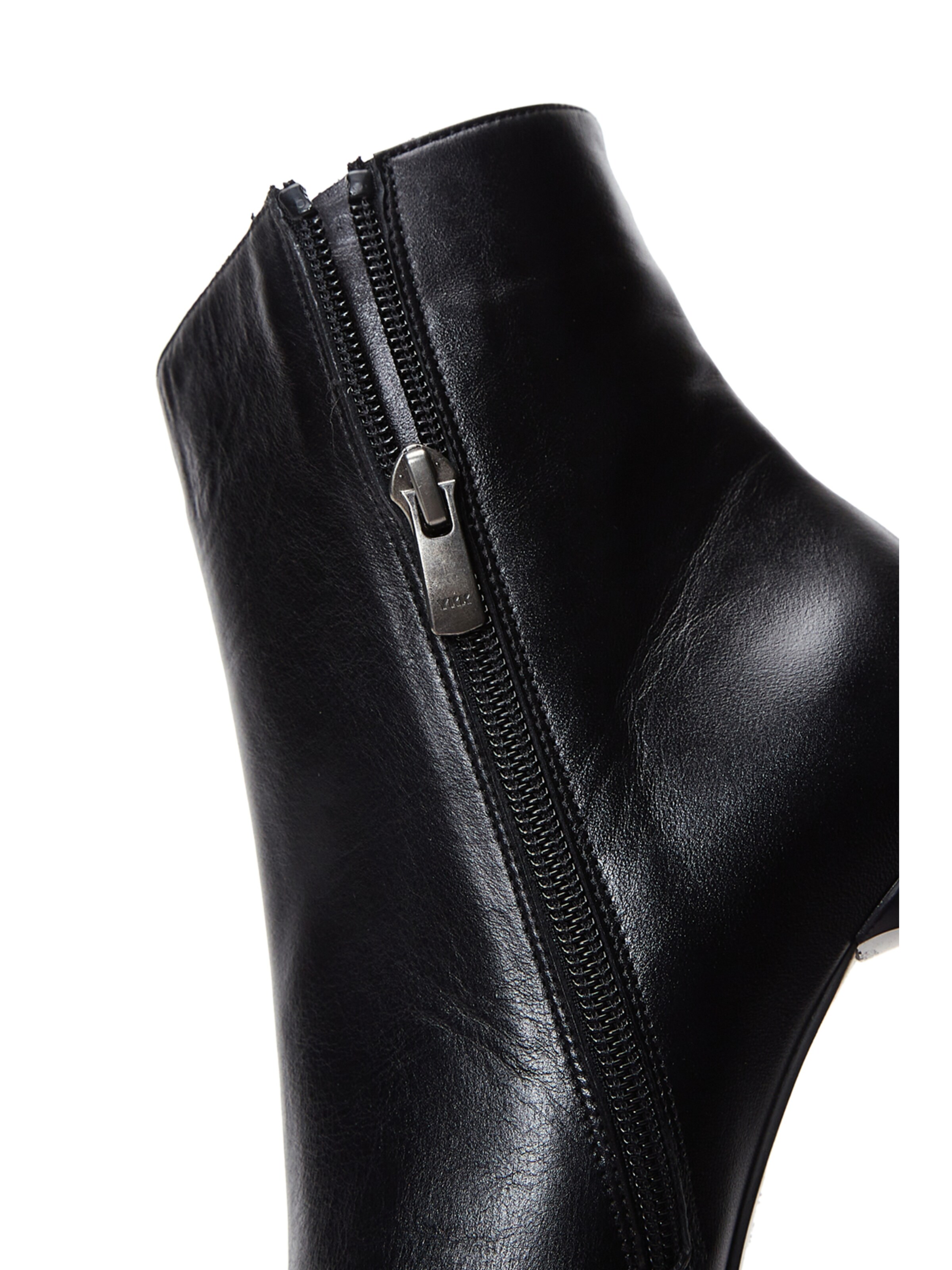 Derimod Booties in Black