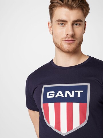 Tricou de la GANT pe albastru