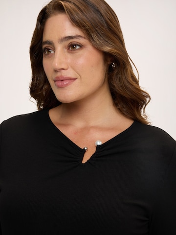 T-shirt Fiorella Rubino en noir