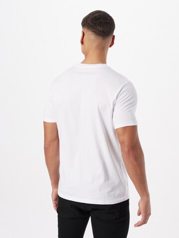 LEVI'S ® - regular Camiseta en blanco