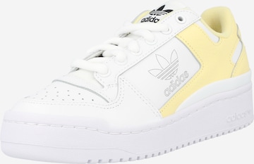 ADIDAS ORIGINALS - Sapatilhas baixas 'Forum Bold' em branco: frente