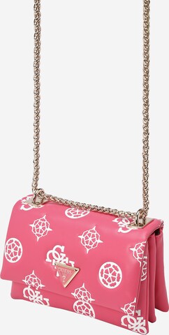 GUESS Skuldertaske 'DEESA' i pink